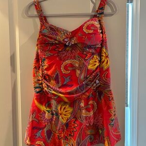 Venus skirted one piece. Size 18. NWOT